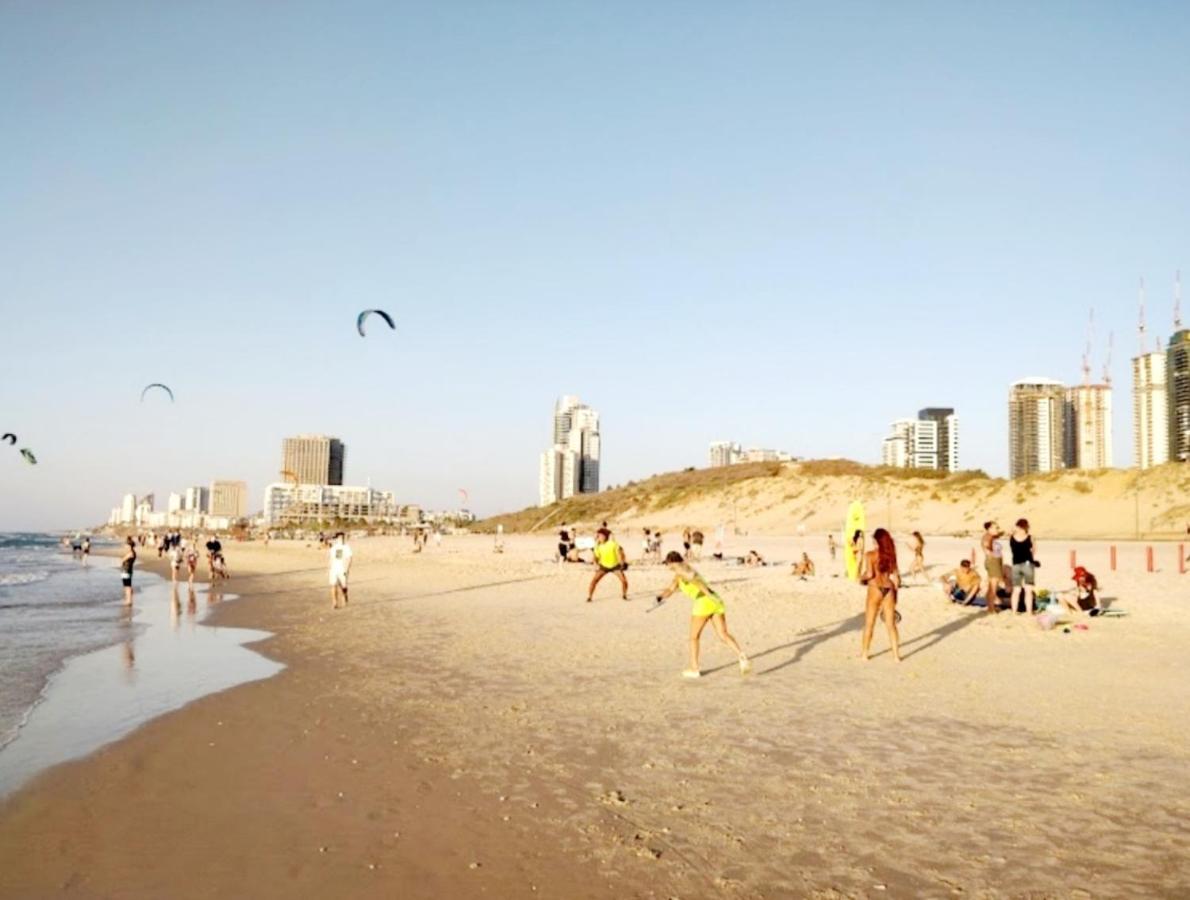 612 Apartment On The Beach Bat Yam Extérieur photo